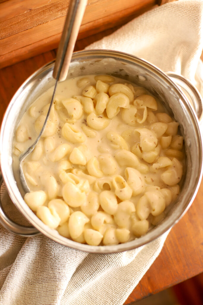 a pot of macaroni and cheese